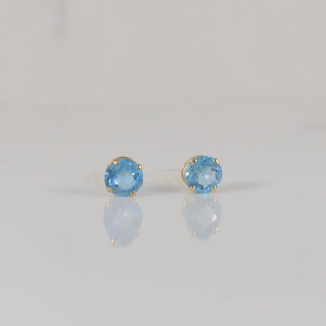 Blue Topaz Stud Earrings 14K Yellow Gold: Metal Type: 14K Yellow Gold (Tested)