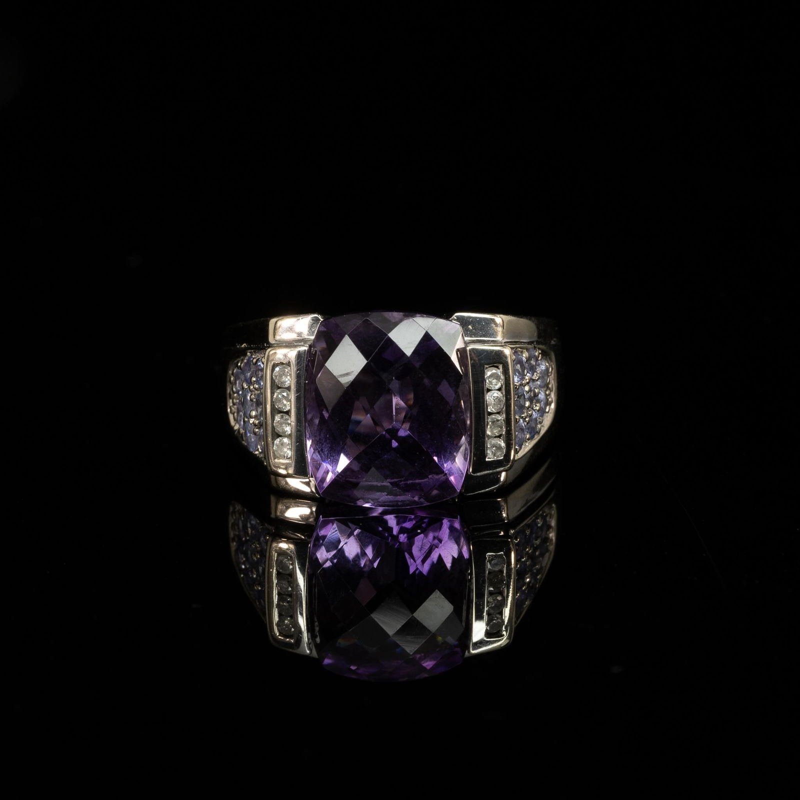 Cushion Cut Amethyst w Diamond Accents in 10k White Gold (1 of 7)