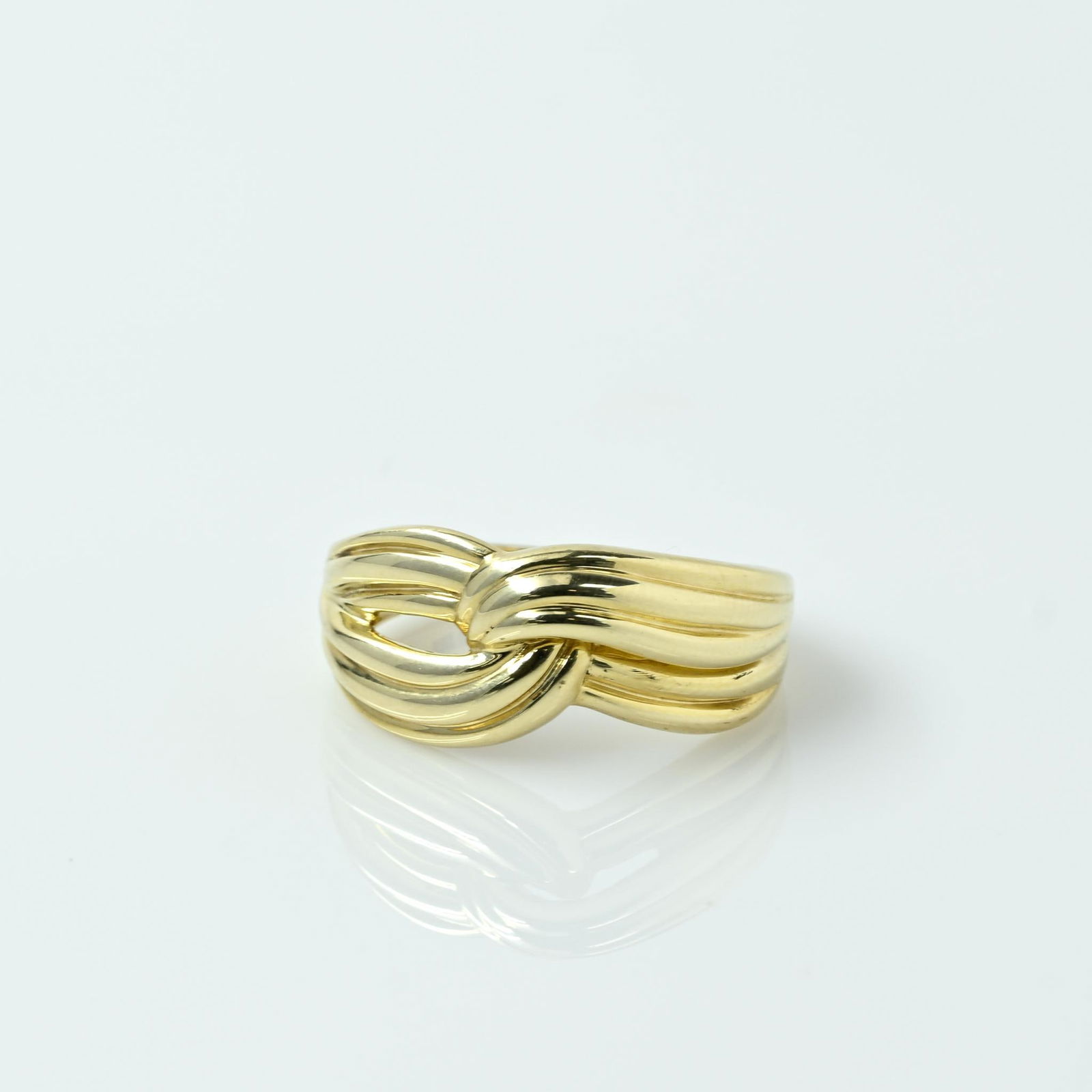 14k Yellow Gold Knot Ring (1 of 6)