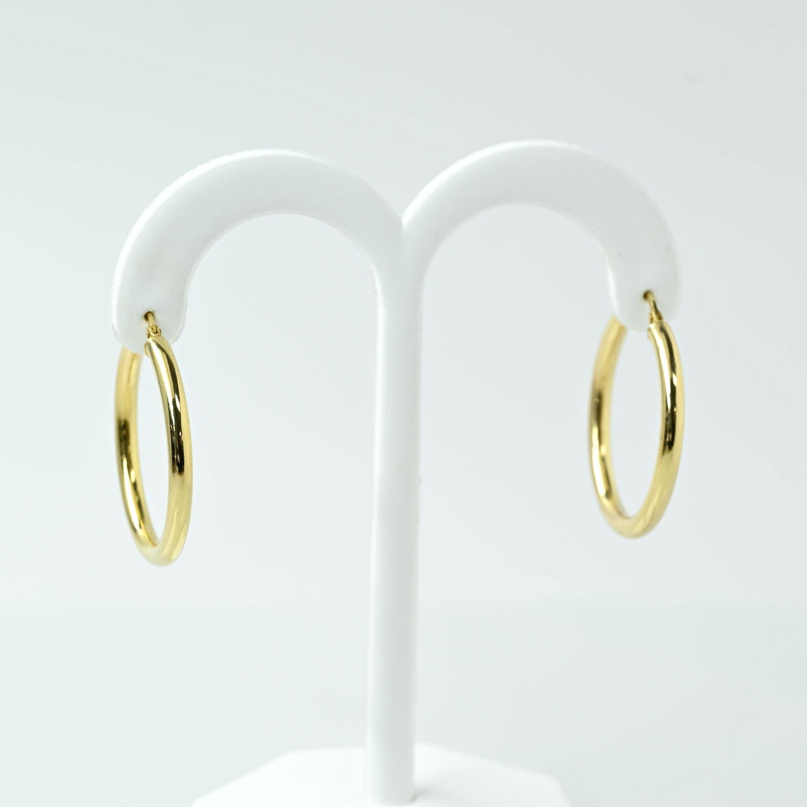 14k Gold Hoop Earrings (1 of 5)