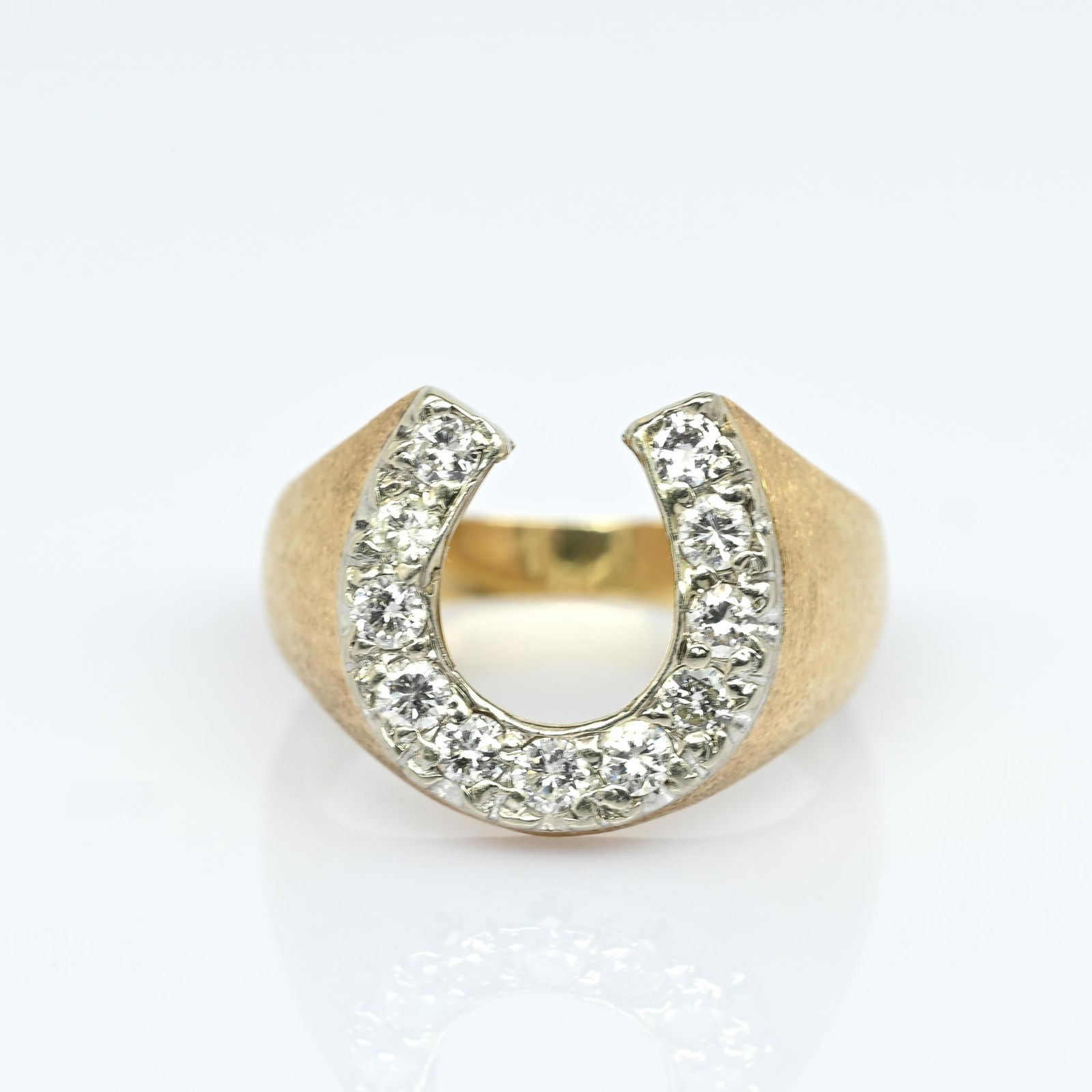 1ctw Diamond Horseshoe Yellow Gold Ring (1 of 10)