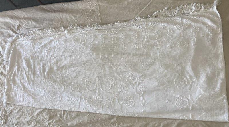 Vintage Bates George Washington's Choice Candlewicked Bedspread (1 of 5)