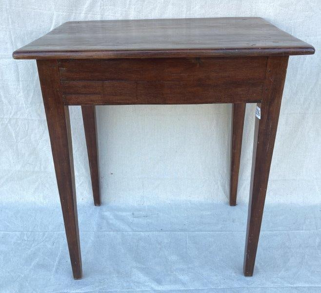 Antique Tapered Leg Country Table: 25" w x 18 1/2" d x 27 1/4" h, shipping available