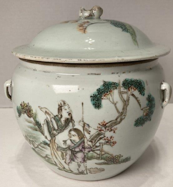 Antique Chinese Porcelain Lidded Jar (1 of 9)