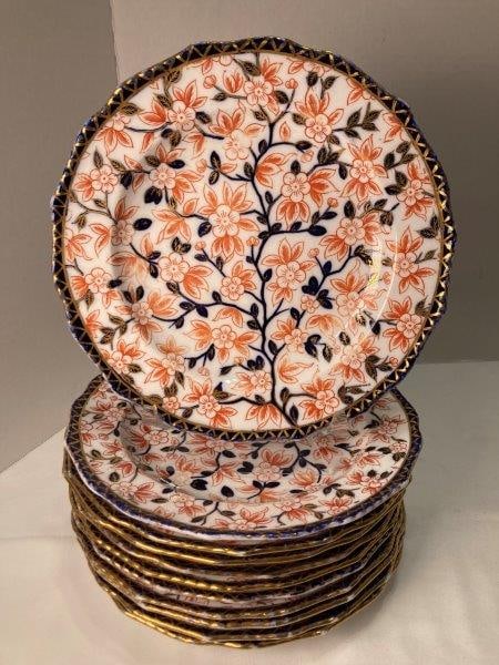 Royal Crown Derby Imari Style Porcelain Plates (1 of 7)