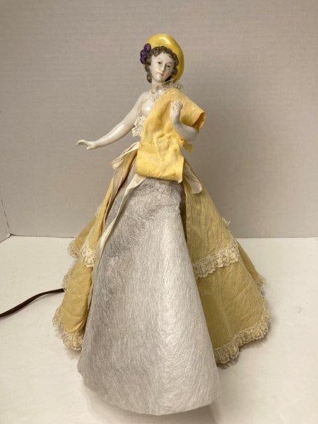 Antique Half Doll Boudoir Lamp (1 of 8)