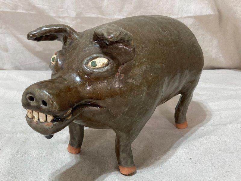 Reggie Meaders Stoneware Pig (1 of 17)