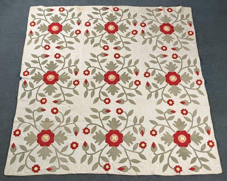 Applique Quilt, Floral Pattern (1 of 11)