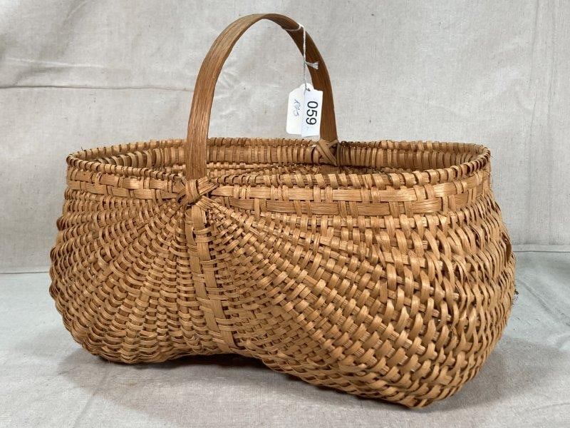 Large Buttock Basket (1 of 10)