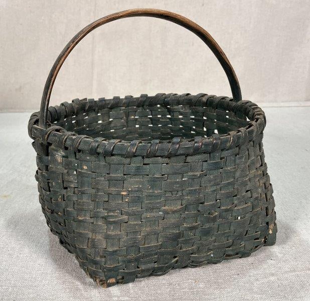 Country Painted Basket (1 of 9)
