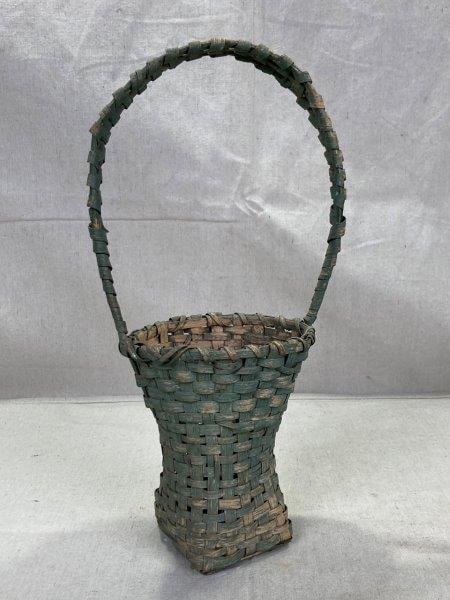 Country Green Painted Basket (1 of 10)
