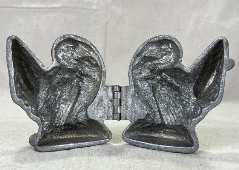 Pewter Turkey Mold (1 of 7)
