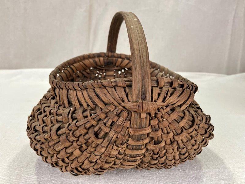 Small Buttock Basket (1 of 10)