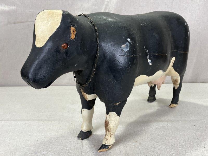 Polychromed Folk Art Carved Cow (1 of 20)