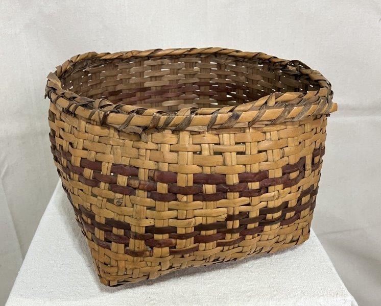 Cherokee Rivercane Basket (1 of 11)
