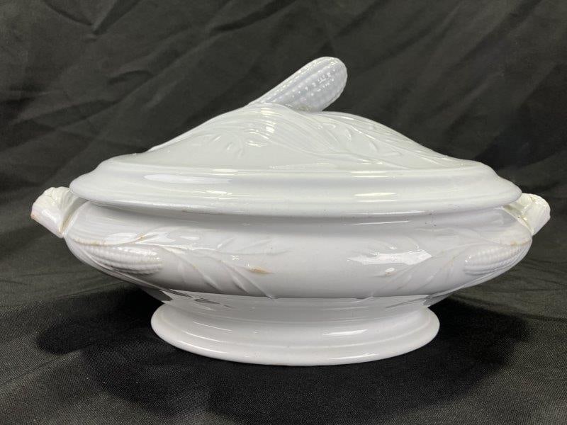 Ironstone Lidded Tureen by J. Wedgwood (1 of 17)