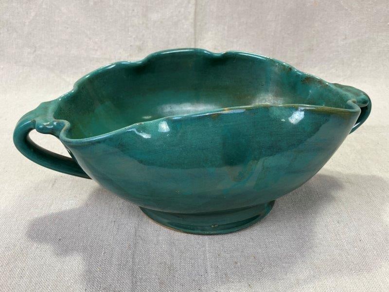 William J. "Bill" Gordy Southern Art Pottery Vase (1 of 10)