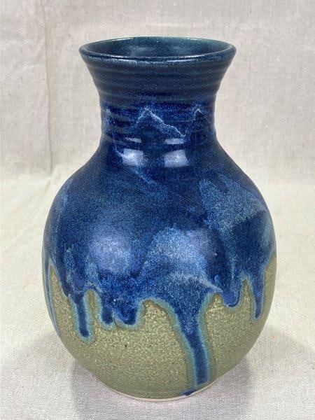 Pigeon River Art Pottery Vase (1 of 7)