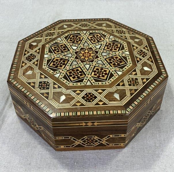 Middle Eastern Style Inlay Box with Mother of Pearl (1 of 11)