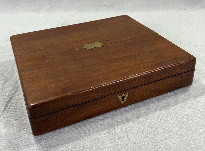 Walnut Serving Ware Box (1 of 13)