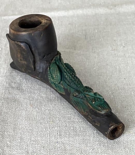 Folk Art Carved Wood Alligator Pipe (1 of 11)