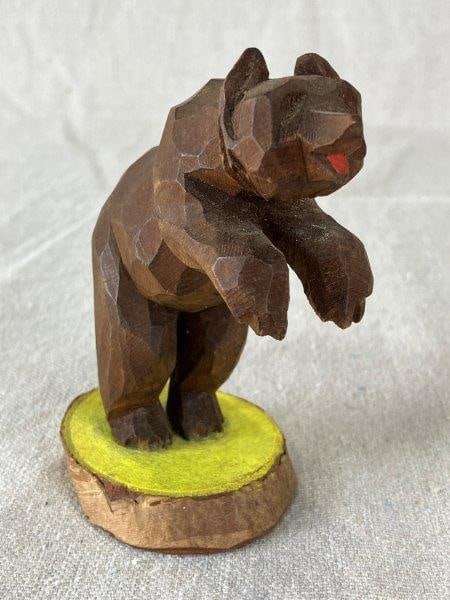 Folk Bear Carving (1 of 9)