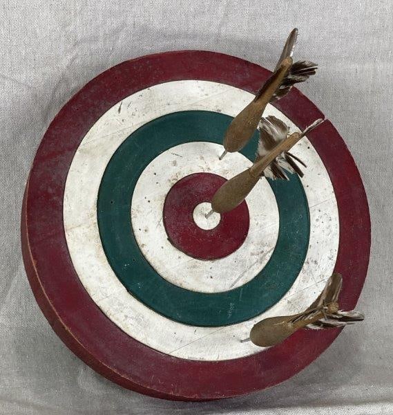 Folk Art Dartboard with Set of Darts (1 of 12)