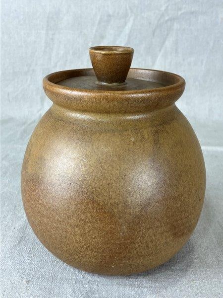 Gordy Pottery Storage Jar (1 of 7)