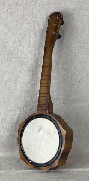 Valencia Banjo Ukulele (1 of 14)