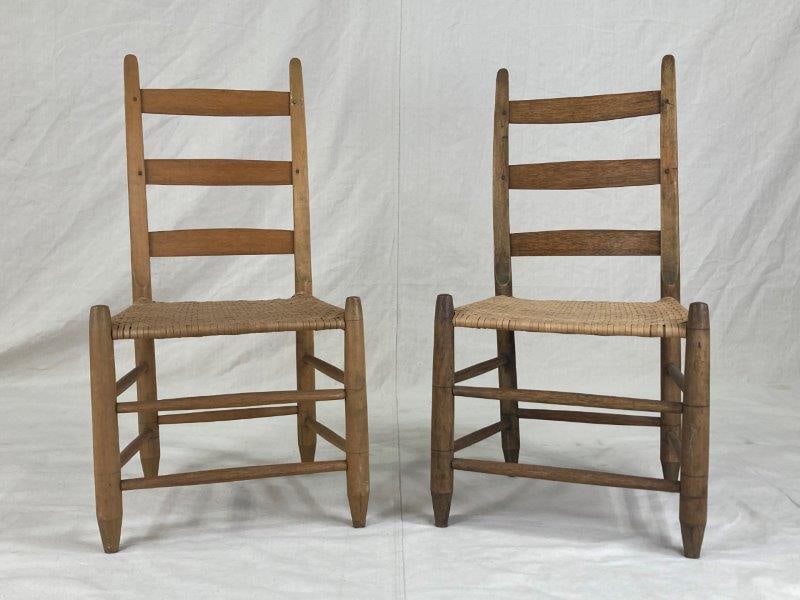 Pair of Mule Ear Country Ladder Back Chairs (1 of 8)