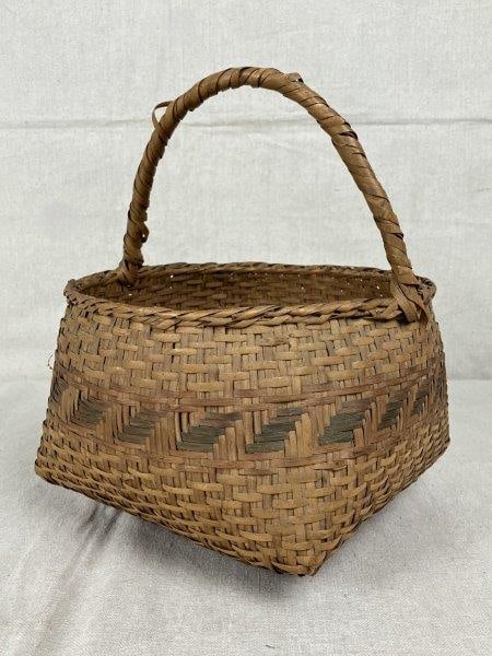 Cherokee Rivercane Gathering Basket (1 of 7)