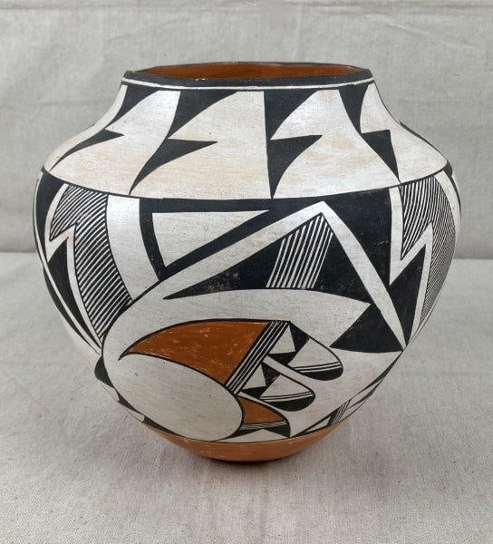 Acoma Pueblo Polychrome Olla, Mid-20th Century (1 of 10)