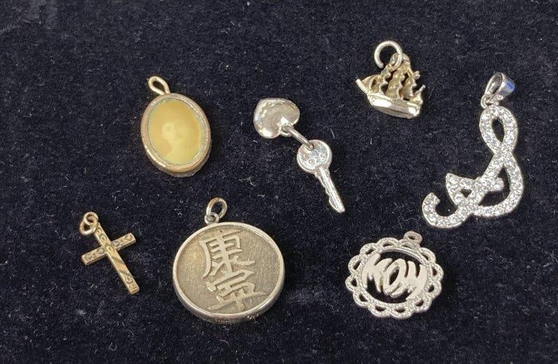 Lot of Seven Sterling and Gold Plate Charms (1 of 8)