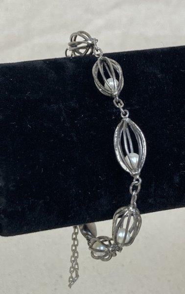 Vintage Sterling Silver Link Bracelet with Caged Pearls (1 of 5)