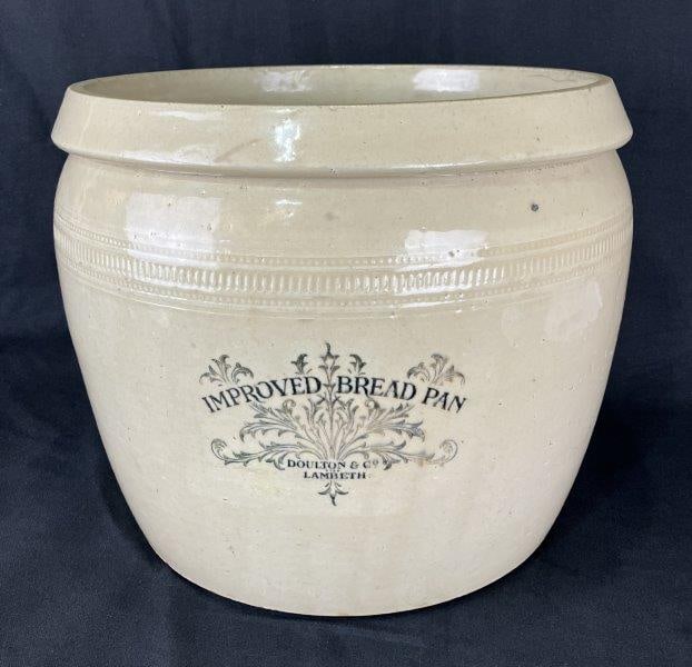 Doulton & Co. Lambeth “Improved Bread Pan” Crock (1 of 13)