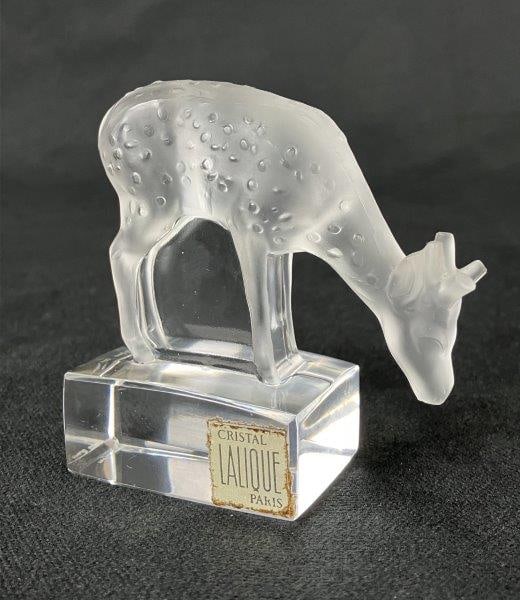 Lalique Frosted Crystal Deer Figurine (1 of 11)