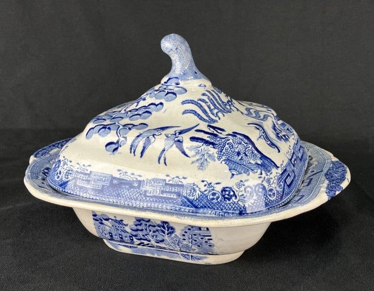 English Blue Willow Covered Dish (1 of 14)