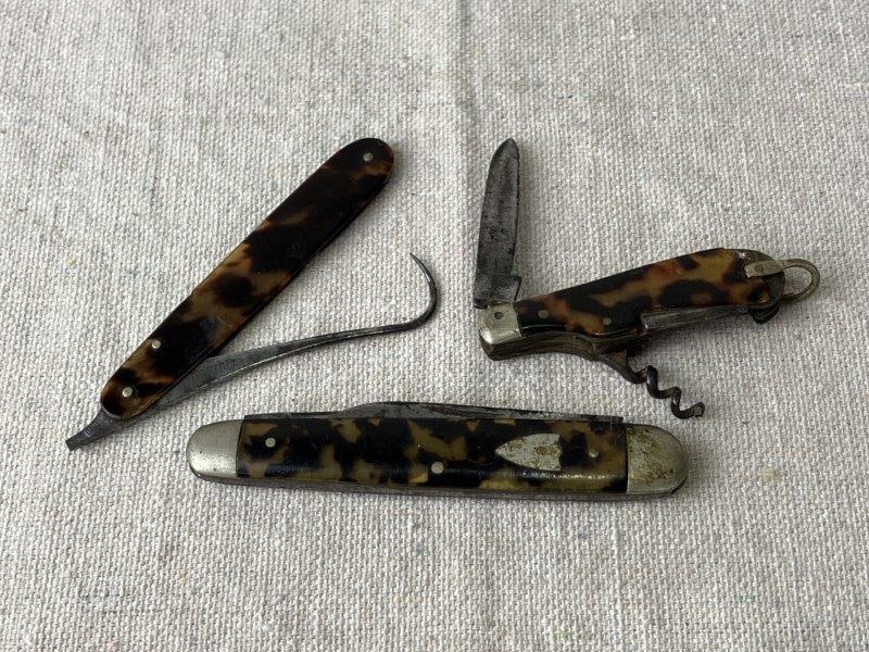 Three Pocket Knives (1 of 5)