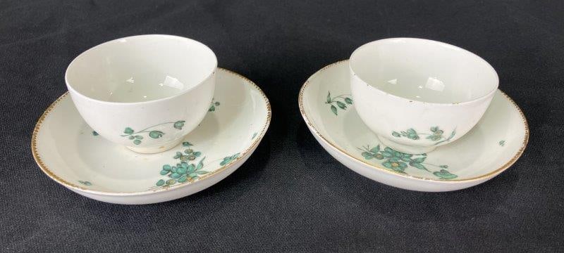 Pair of Early Chelsea Porcelain Handleless Cups and Saucers (1 of 13)