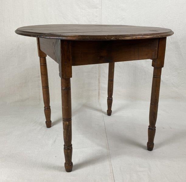 Pine Country Table (1 of 12)