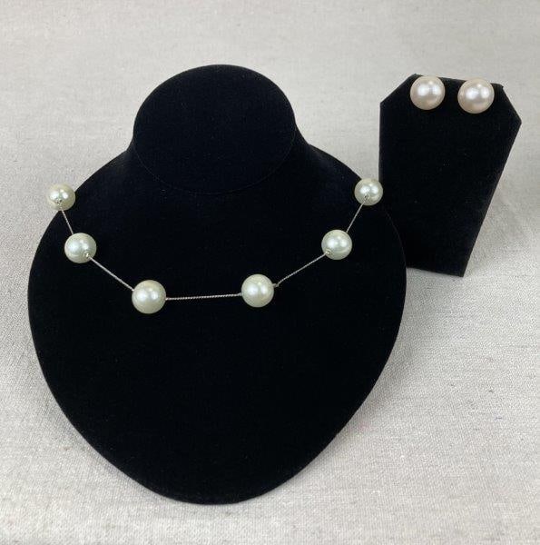 Faux Pearl Necklace and Earring Set (1 of 7)