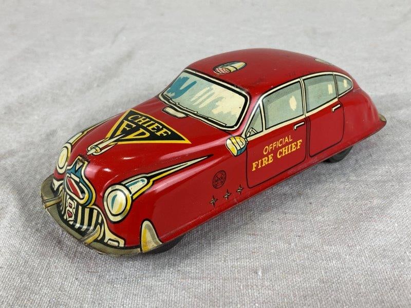 Marx Official Fire Chief Tin Toy Car (1 of 11)