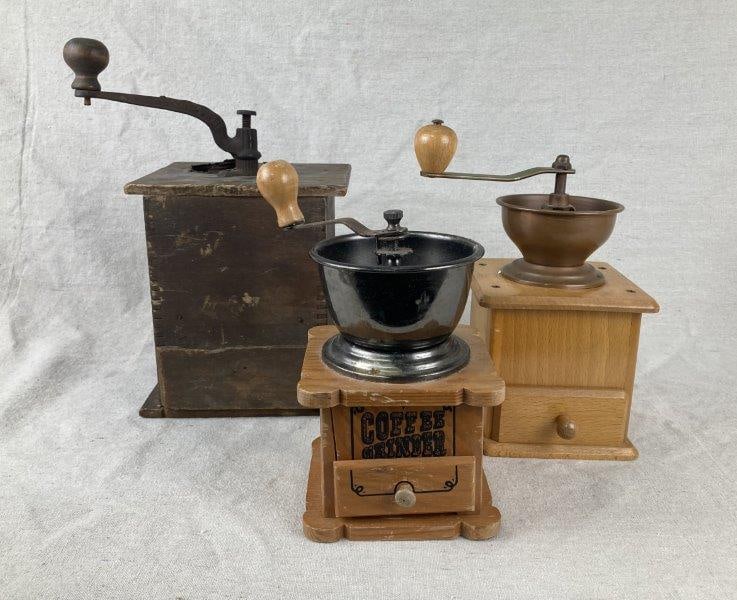 Group of Vintage Coffee Grinders (1 of 17)