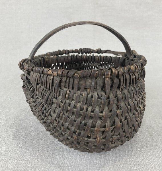 Country Split Oak Gathering Basket (1 of 13)