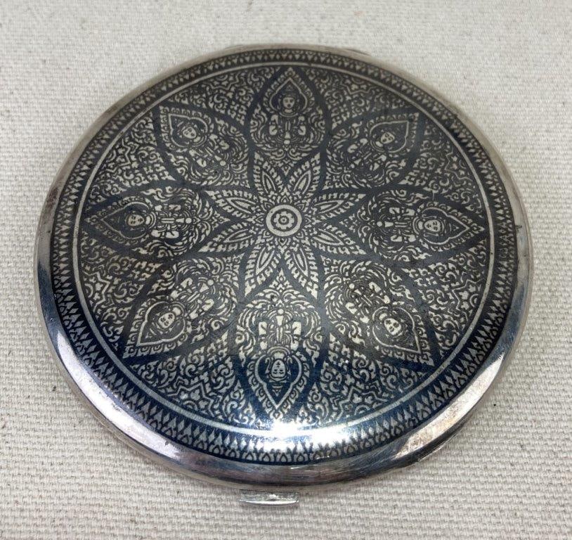 Thai Niello-Style 950 Silver Compact (1 of 5)