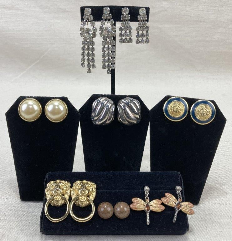 Eight Vintage Costume Jewelry Earrings (1 of 9)