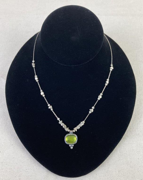 Sterling Silver Silpada and Green Glass Necklace (1 of 5)