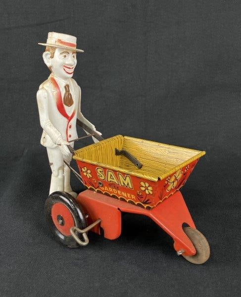 Marx Sam the Gardener Windup Toy (1 of 8)