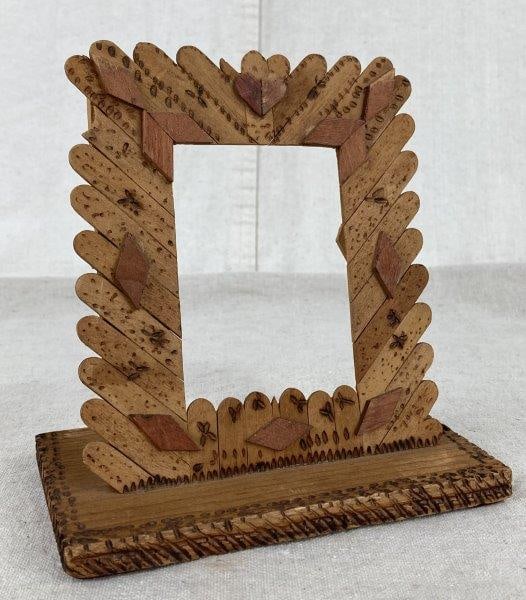 Folk Art Picture Frame (1 of 4)
