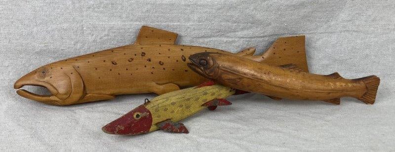 Folk Art Fish Wood Carvings (1 of 7)